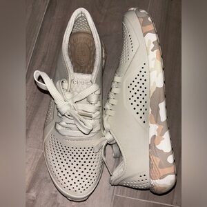 LiteRide Croc Sneakers